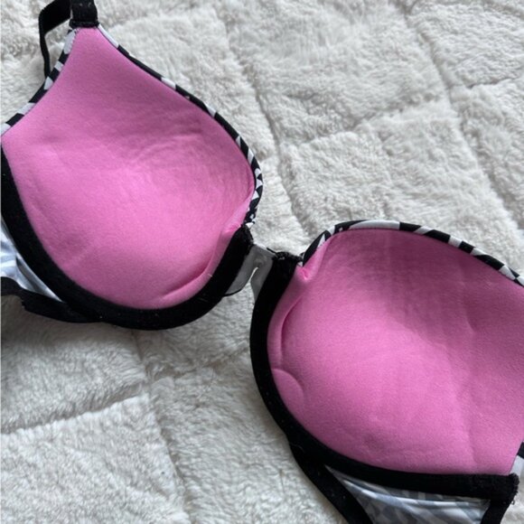 Victoria’s Secret PINK | Black & White Aztec Push-up Bra | Size 34B - Picture 10 of 10